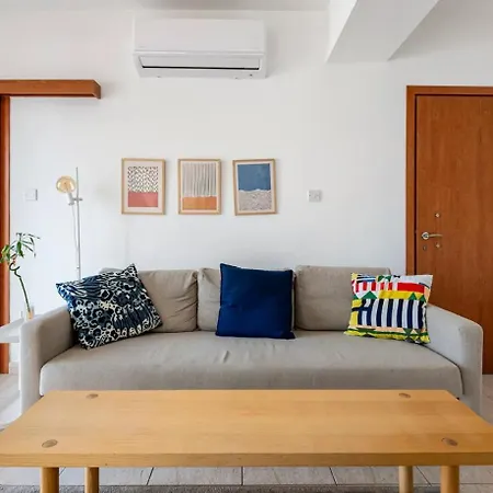 Floor Center Апартаменты Ларнака