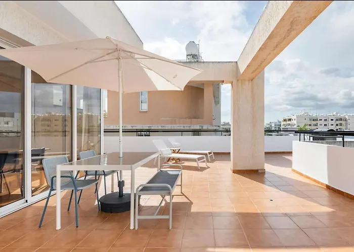 Διαμέρισμα Floor Center Λάρνακα